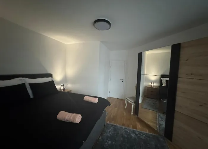 Stupine Gold 图兹拉