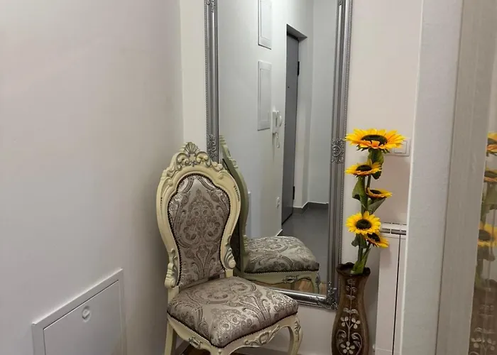 Stupine Gold 公寓 图兹拉