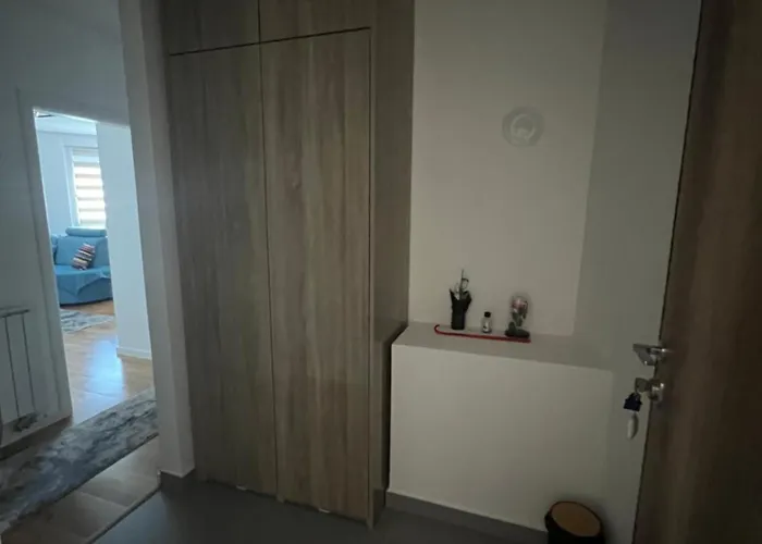 公寓 Stupine Gold 图兹拉