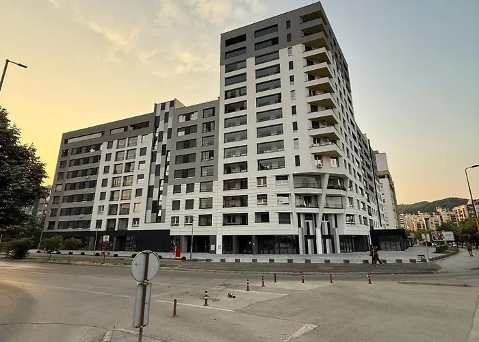 公寓 Stupine Gold 图兹拉